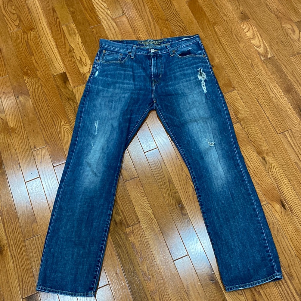 Men’s America Eagle Outfitters Destroyed/Ripped Original Straight Jeans
